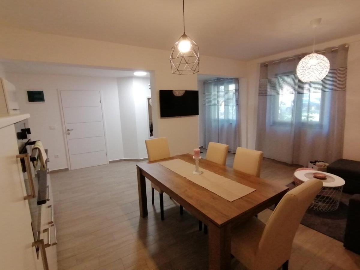 Apartments Pepe Novigrad Istria Exterior foto
